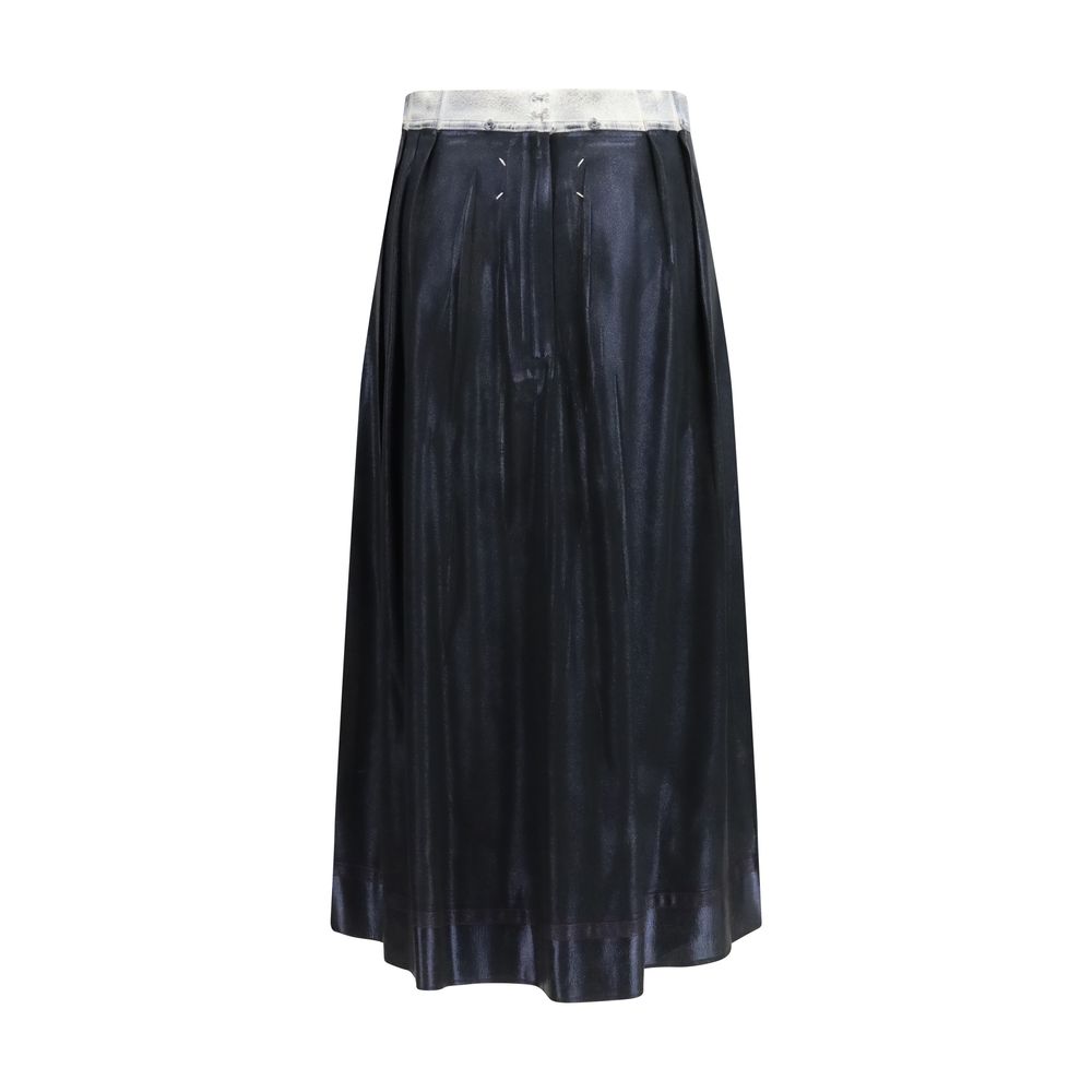 Skirt by Maison Margiela for women in silk acetate blue & signature showcases a sultry silhouette, elegantly defined by its midi and the sophisticated sultry design of the Four Stitches Women's Silk Acetate Midi Skirt.