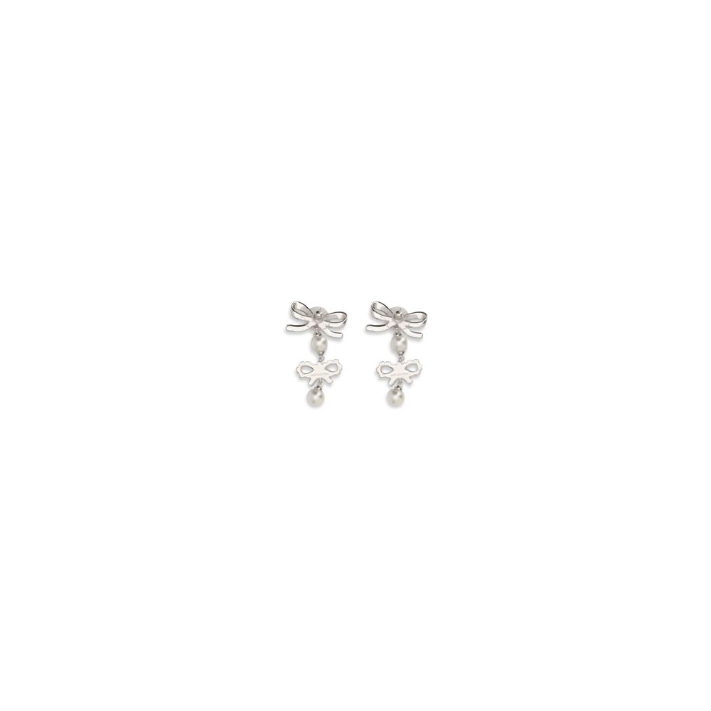 Earrings by Self-Portrait for women in bos taurus calf suede leather pearl & silver showcases a captivating silhouette, featuring an captivating from the Women's Silver Brass & Pearls Earrings collection for a captivating finish.