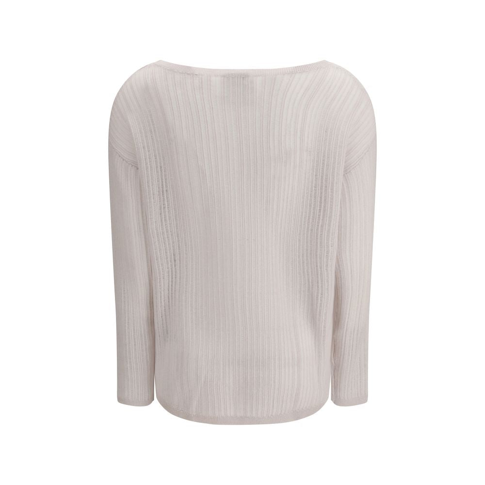 This Sweater by Allude for women in cashmere white presents a understated silhouette, featuring a sophisticated crew neckline and for a understated finish.