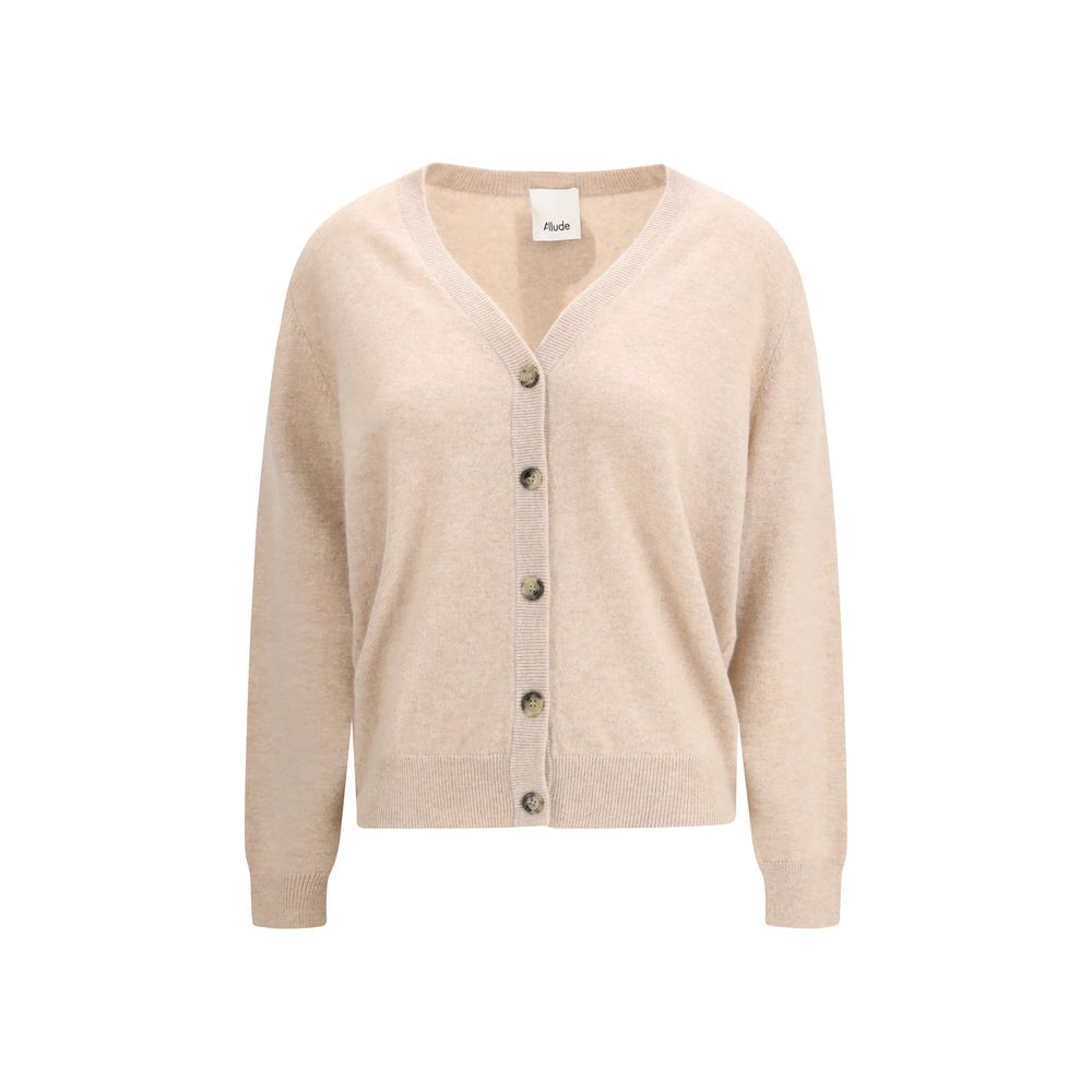 Cardigan by Allude for women in cashmere & capra leather cream showcases a luxurious silhouette, meticulously detailed with a sophisticated v-neck neckline and for a refined finish.