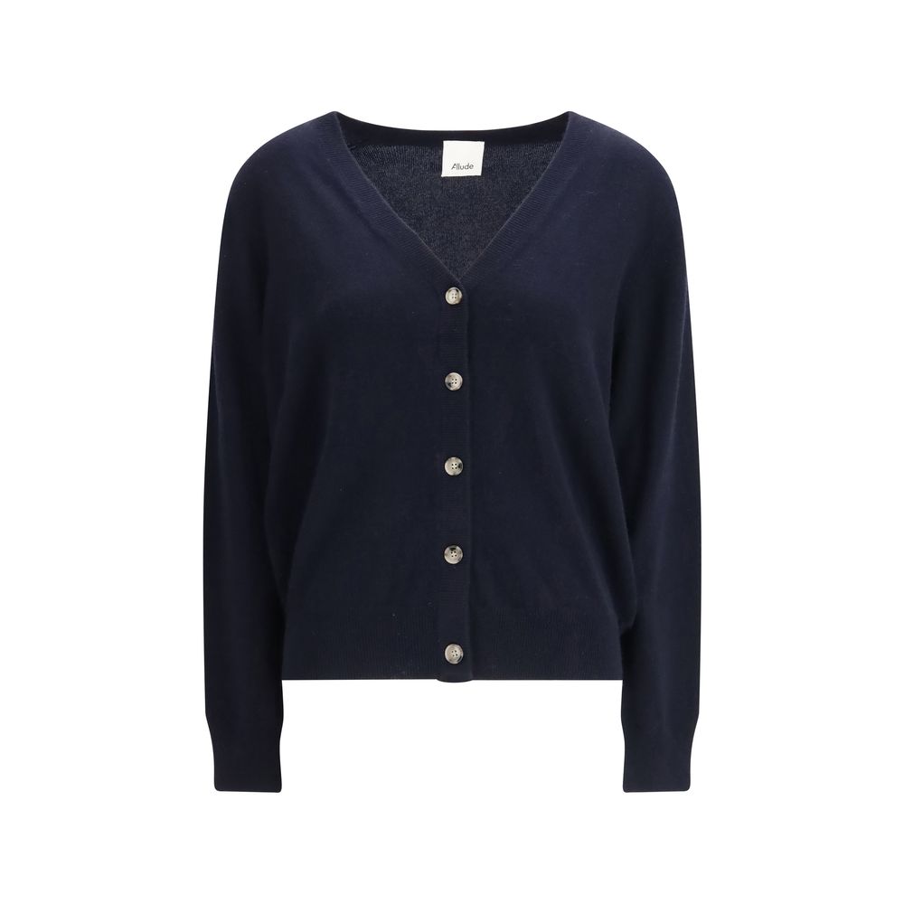 Cardigan by Allude for women in cashmere blue features an crisp silhouette, showcasing a sophisticated v-neck neckline and detail for a truly crisp finish.