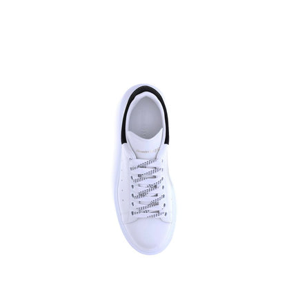 Sneakers by Alexander McQueen for women in bos taurus calf leather white features an timeless silhouette from the Women's Fashion Bos Taurus Calf Leather Sneakers collection, showcasing a signature fashion style with an timeless finish.