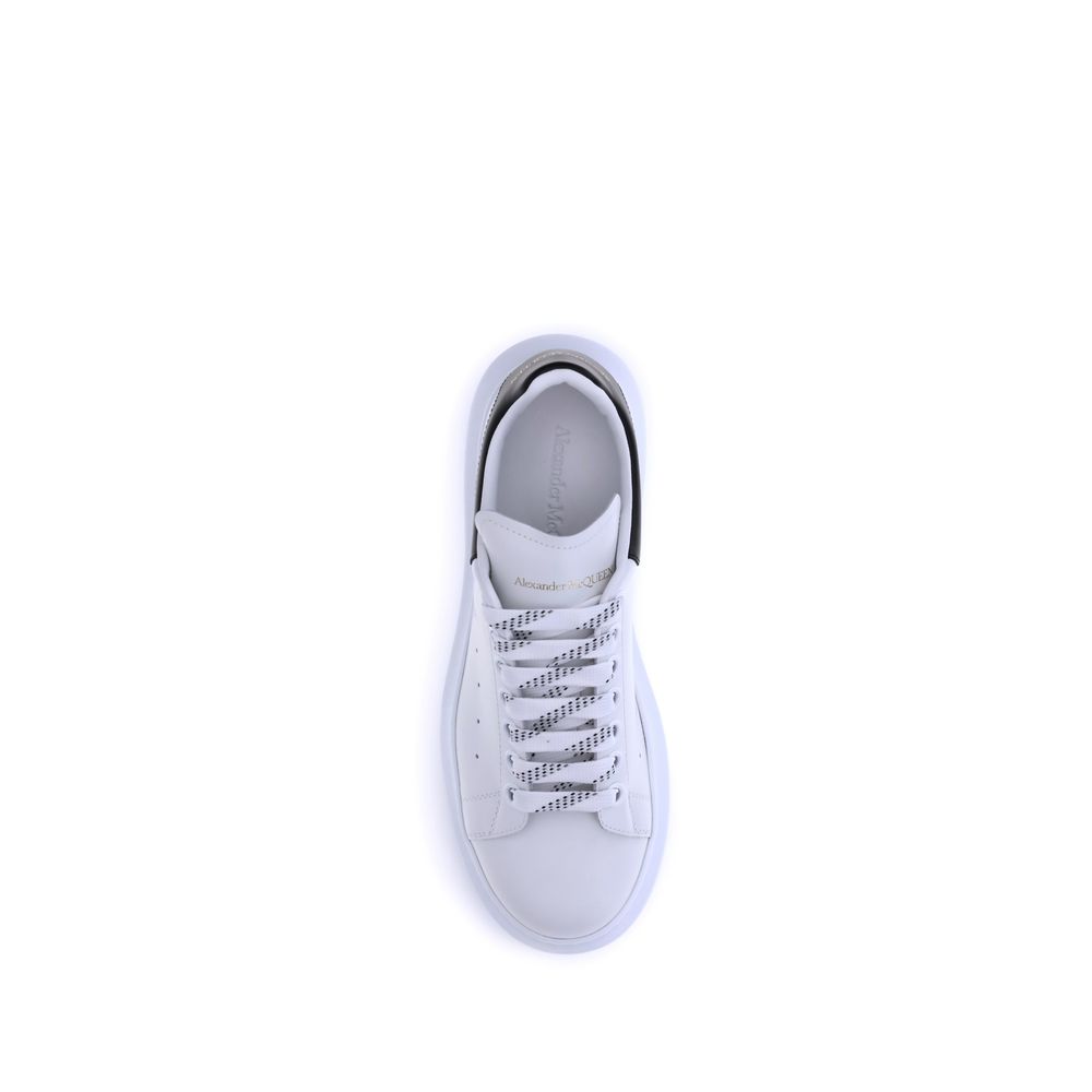 Sneakers by Alexander McQueen for men in bos taurus calf leather white features an versatile design from the Men's Fashion Bos Taurus Calf Leather Sneakers collection, highlighting a versatile fashion style for a premium, high-fashion look.