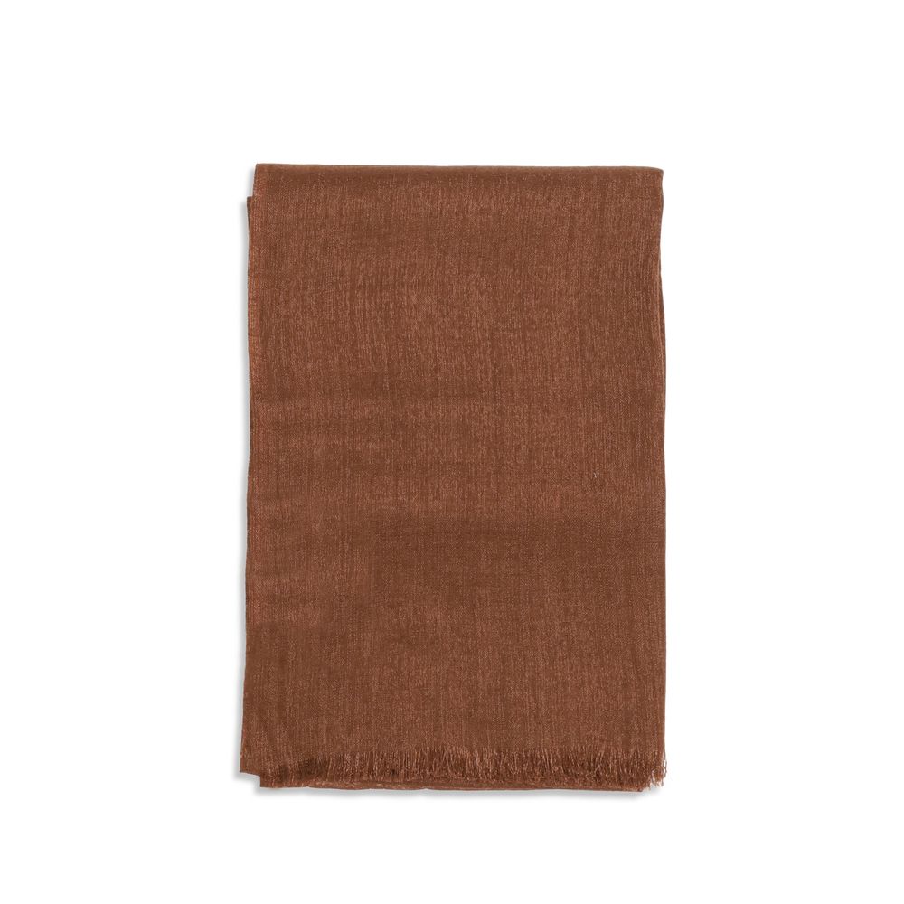 Scarf by Brunello Cucinelli for women in polyamide silk cashmere & capra leather brown features a snug silhouette, perfectly showcasing the elegant drape and premium finish of the Polyamide Silk Cashmere & Capra Leather Scarf.