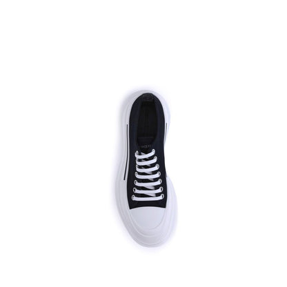 Sneakers by Alexander McQueen for men in canvas black features an fashionable silhouette, showcasing the premium Men's Chunky Canvas Sneakers in a fashionable chunky style that offers a fashionable finish for refined style.