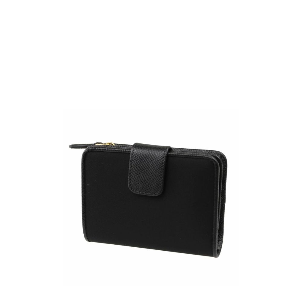 Wallet by Prada for women in leather & metal black presents a architectural silhouette from the Leather & Metal Wallet collection, showcasing architectural coin-purse for a architectural finish.