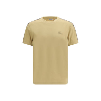 T-Shirt by Burberry for men in cotton beige showcases a unassuming silhouette, artfully detailed with a refined crew neckline and unassuming for a sophisticated, contemporary look.