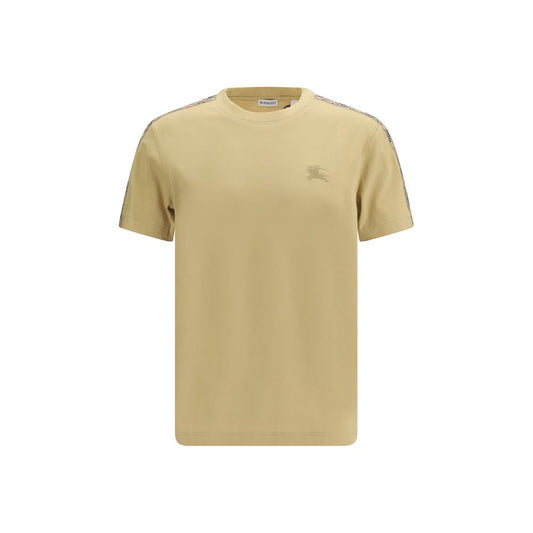 T-Shirt by Burberry for men in cotton beige showcases a unassuming silhouette, artfully detailed with a refined crew neckline and unassuming for a sophisticated, contemporary look.