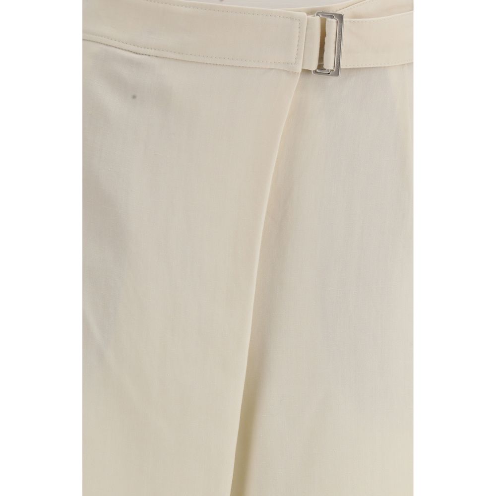 Casual Pants by Brunello Cucinelli for women in linen & viscose cream features a polished silhouette with a polished regular-fit & wide, reaching a polished long and finished with a polished high rise.