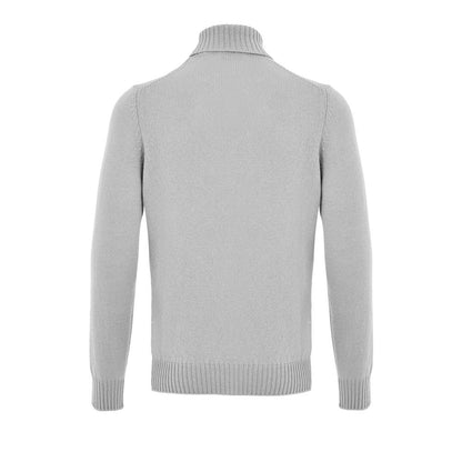 This Sweater by Gran Sasso for men in wool gray presents a understated silhouette, featuring a sophisticated turtle neckline and for a understated finish.