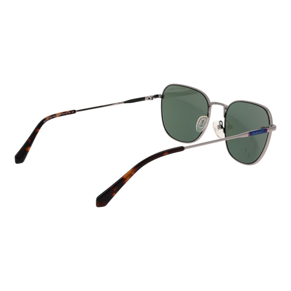 This Sunglasses by Gant for men in gray & green presents a sumptuous silhouette, showcasing a sumptuous full-rim square frame design in gray coloured frame and high-performance polarized lens.