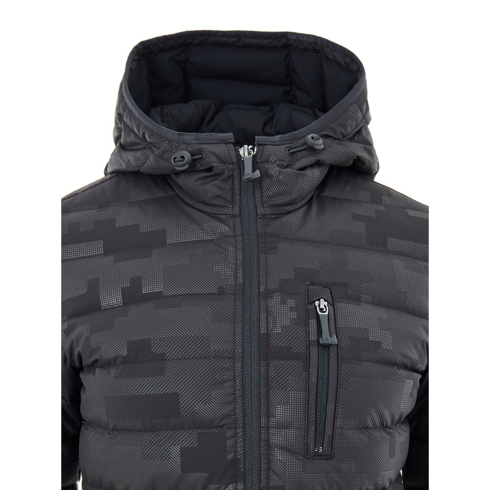 Hooded Puffer Jacket by Moose Knuckles for women in leather cotton & nylon black & print presents a effortlessly chic silhouette, showcasing a sophisticated hooded neckline and premium lightweight, pockets, hooded & insulated for a truly effortlessly chic finish.