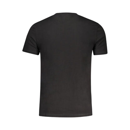 T-Shirt by Guess Jeans for men in organic cotton black & print features a plush silhouette, showcasing a sophisticated crew neckline and for a truly plush finish.