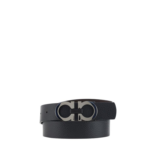 Belt by Ferragamo for men in bos taurus calf leather black features an distinguished design, perfectly showcasing the sophisticated craftsmanship of this distinguished Gancini Bos Taurus Calf Leather Belt.