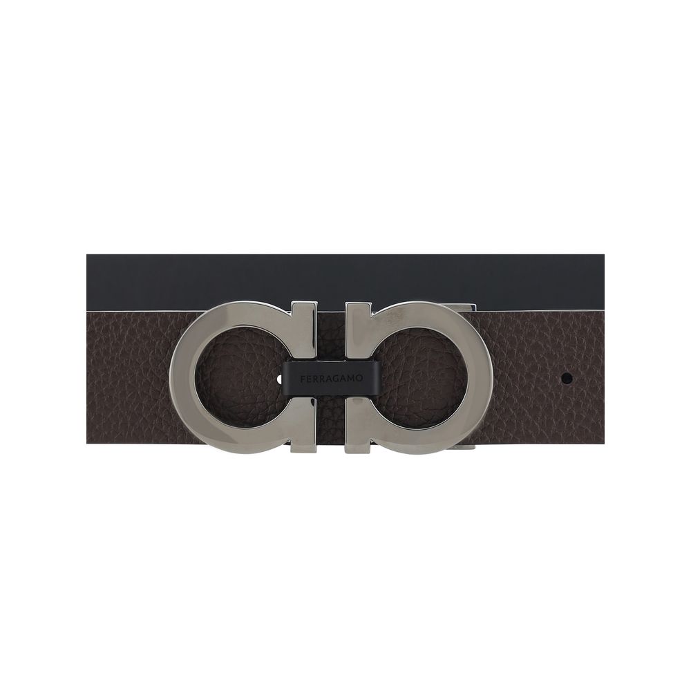 Belt by Ferragamo for men in bos taurus calf leather black features an artisanal silhouette, showcasing the artisanal craftsmanship of the Gancini Bos Taurus Calf Leather Belt collection for a artisanal finish.