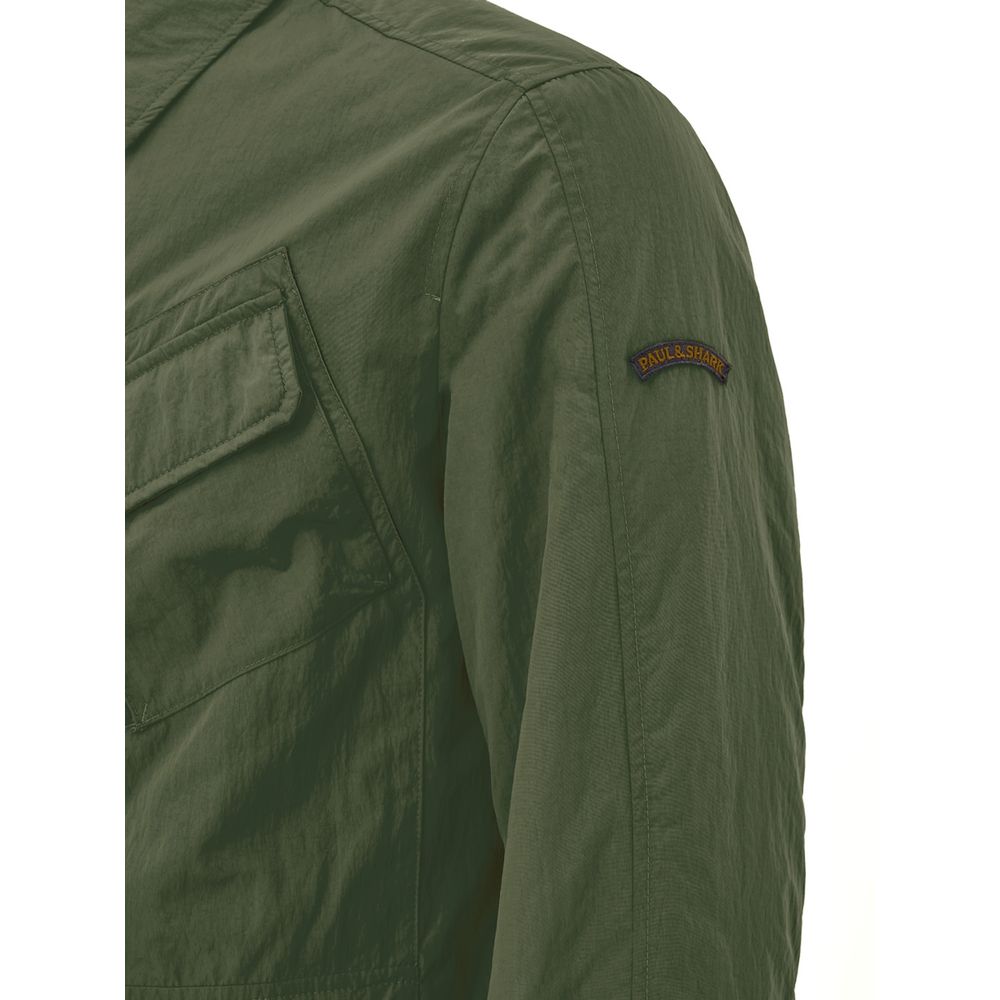Overcoat by Paul & Shark for men in poly nylon fabric green showcases a architectural silhouette, artfully detailed with a distinctive and functional pockets & insulated for a architectural finish.