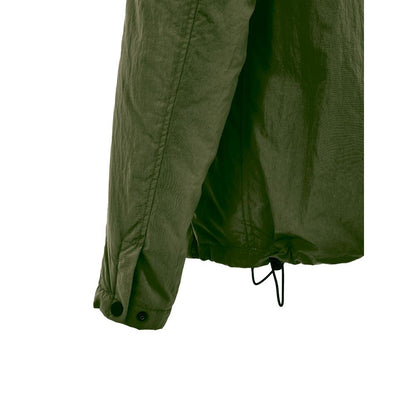 Overcoat by Paul & Shark for men in poly nylon fabric green showcases a enveloping silhouette, detailed with distinctive pockets & insulated and a enveloping .