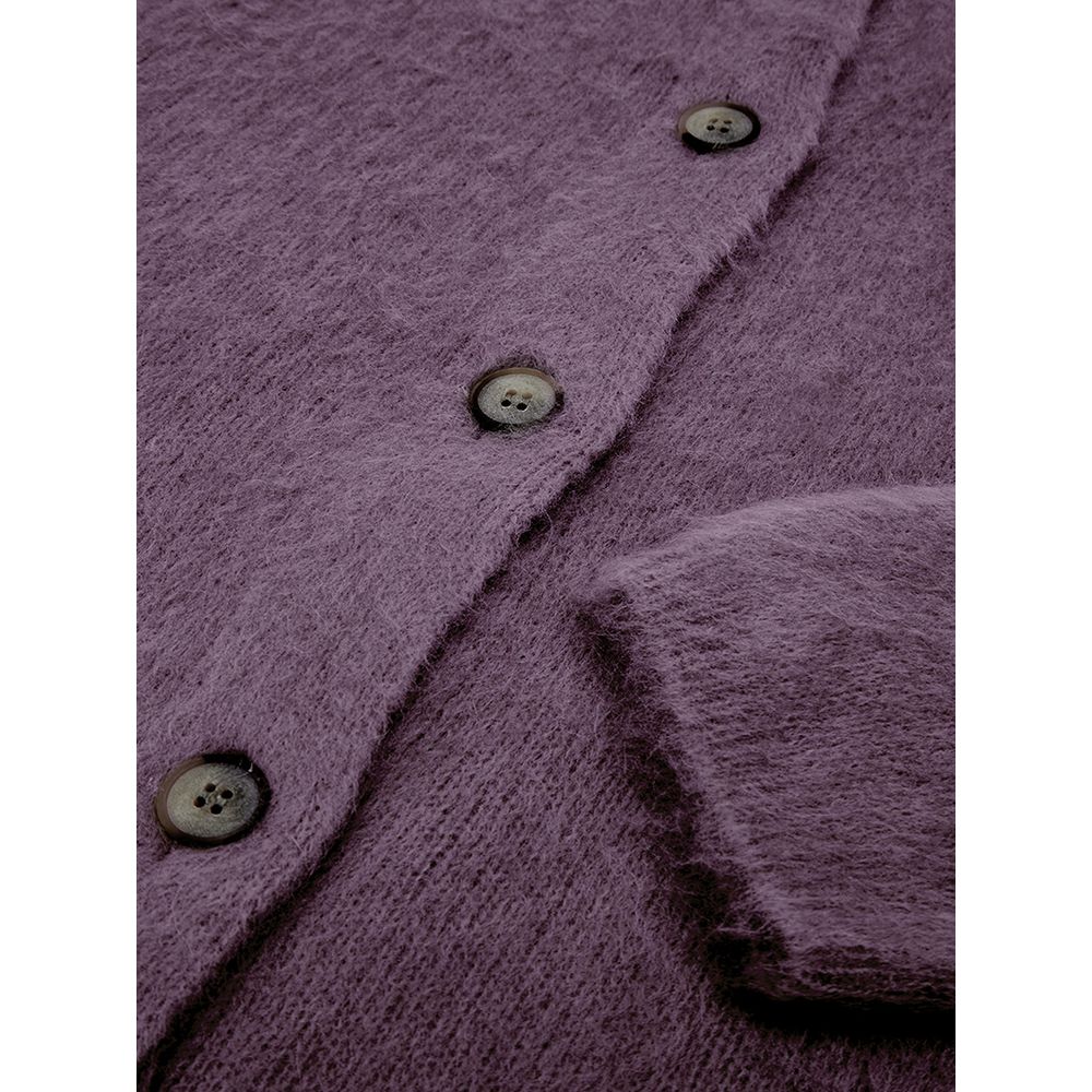 Cardigan by Gran Sasso for women in virgin alpaca wool bordeaux showcases a captivating silhouette, artfully detailed with a captivating and mandarin neckline for a truly sophisticated captivating look.