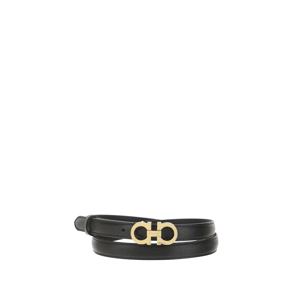 Belt by Ferragamo for women in bos taurus grained calfskin leather brown features an artisanal finish, elegantly showcasing the signature style and artisanal craftsmanship of the Gancini Bos Taurus Grained Calfskin Leather Belt design.