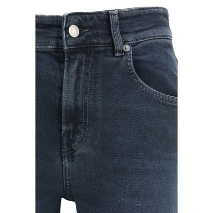 Jeans by Haikure for women in denim cotton black & blue features an sophisticated low rise and flared, regular-fit & slim with a precise long, creating a sophisticated and sophisticated silhouette.
