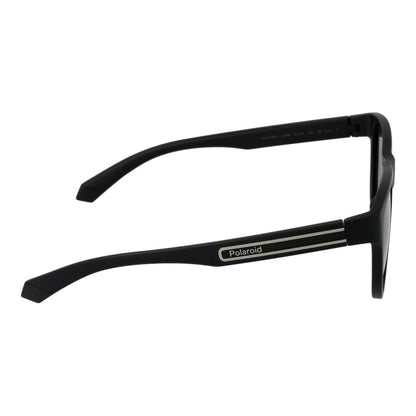 Sunglasses by Polaroid for unisex in black features an ethereal full-rim round frame design with black coloured frame frames and polarized category-2-medium-tint lens for a ethereal finish.