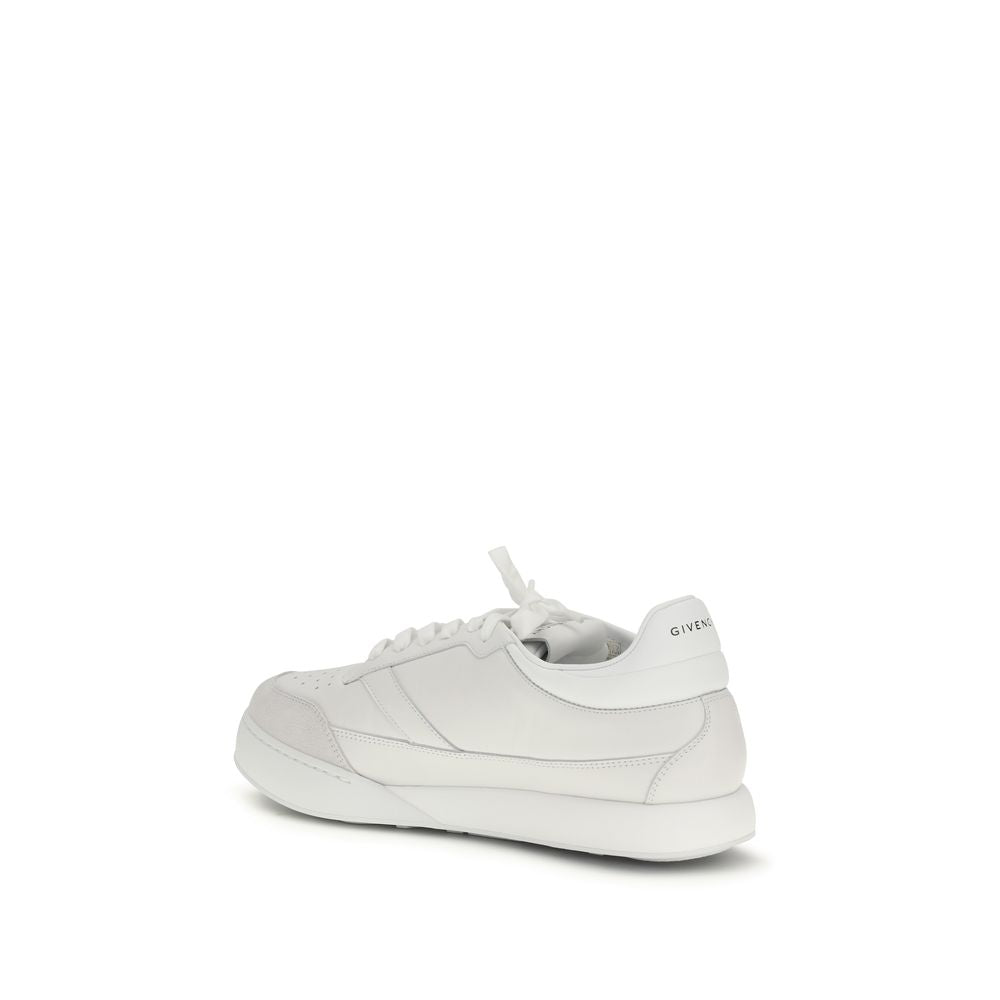 Sneakers by Givenchy for men in bos taurus calf leather white & signature features an timeless silhouette from the Men's Low Top Bos Taurus Calf Leather Sneakers collection, showcasing a signature low-top style with an timeless finish.