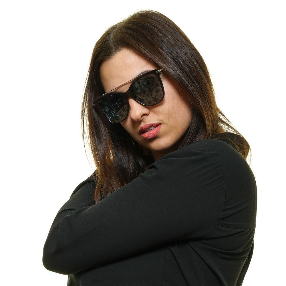 Sunglasses by Police for women in brown features a sumptuous silhouette, showcasing a sumptuous butterfly frame design in brown coloured frame with high-performance category-3-dark-tint lens.