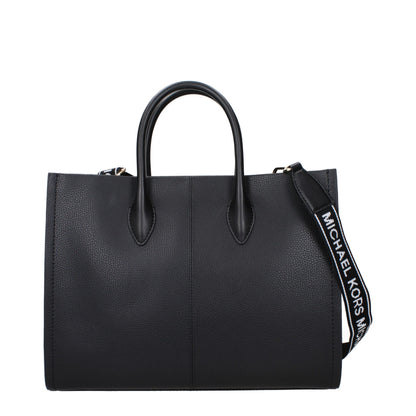 Handbag by Michael Kors for women in leather black features a exquisite silhouette, showcasing a secure and exquisite with versatile adjustable-strap for a exquisite finish.