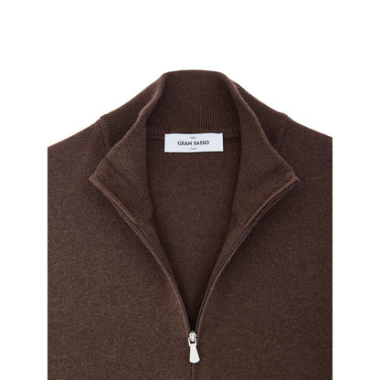 Cardigan by Gran Sasso for men in cashmere & viscose brown features an crisp silhouette, showcasing a sophisticated turtle neckline and detail for a truly crisp finish.