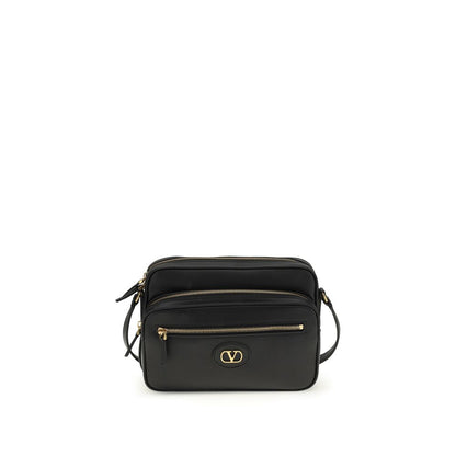 2-in-1 Shoulder & Crossbody Bag by Valentino Garavani for men in bos taurus calf leather black features a enviable silhouette, showcasing a secure , ample , and enviable crossbody-strap, shoulder-strap & adjustable-strap for a enviable finish.
