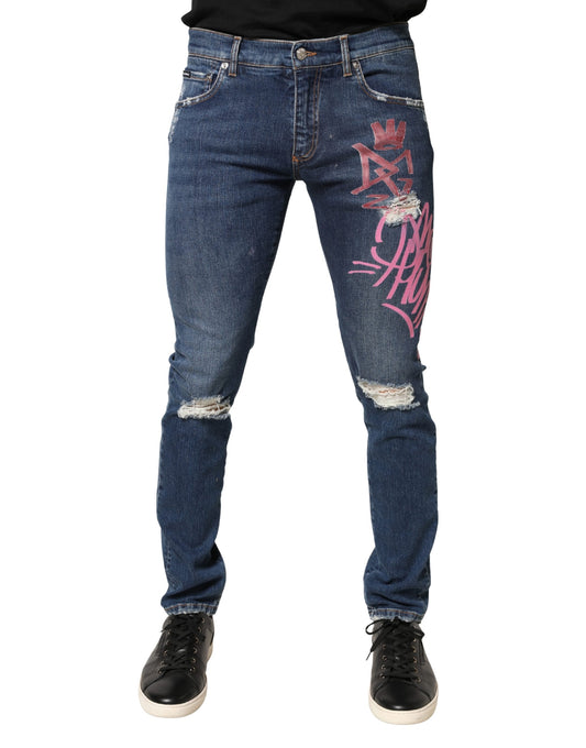 Jeans by Dolce & Gabbana for men in stretch denim cotton blue, signature & print features an sophisticated and skinny & regular-fit with a precise long, creating a sophisticated and sophisticated silhouette.