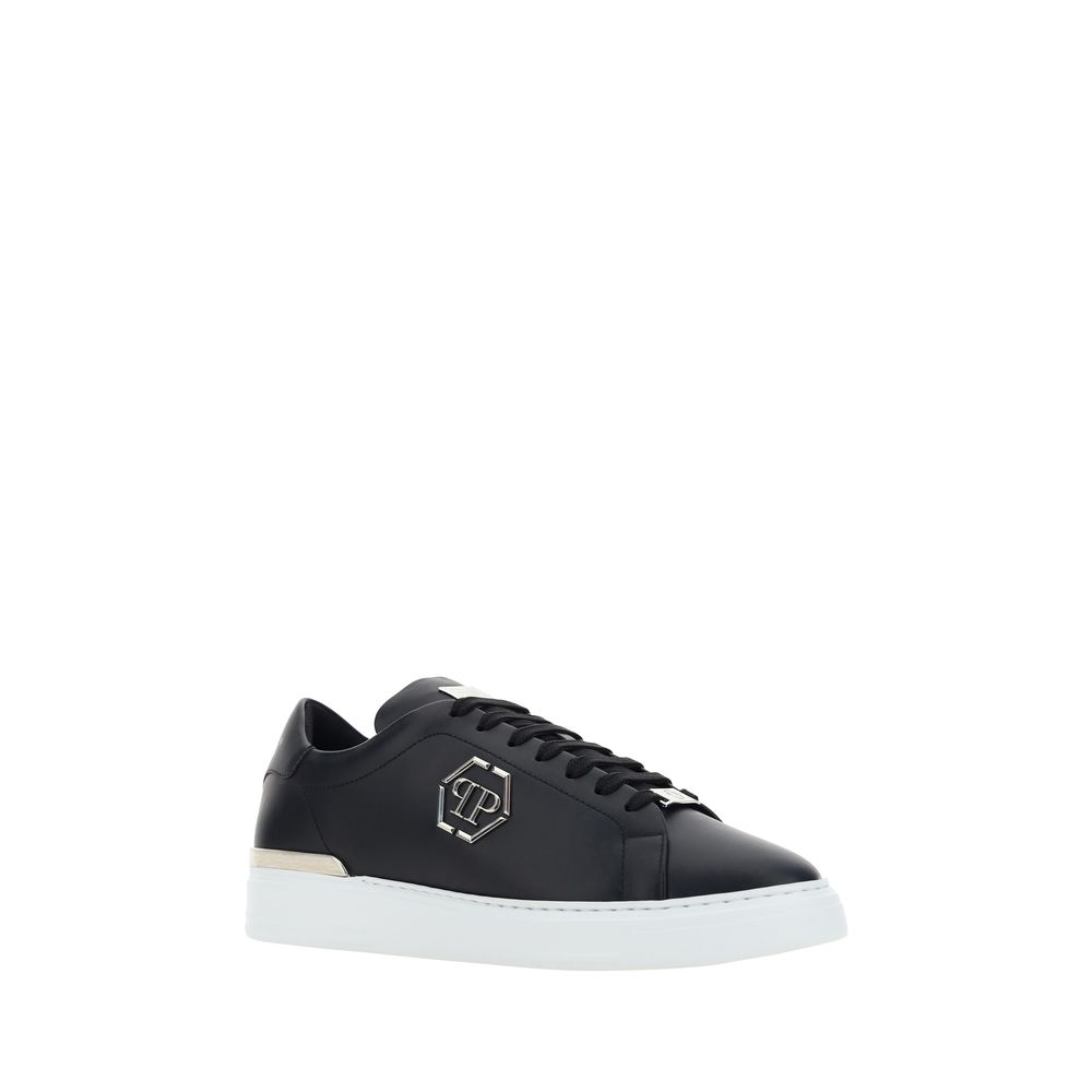 Sneakers by Philipp Plein for men in bos taurus calfskin leather black & monogram features a chic design, perfectly showcasing the chic low-top style of this Men's Low Top Bos Taurus Calfskin Leather Sneakers.