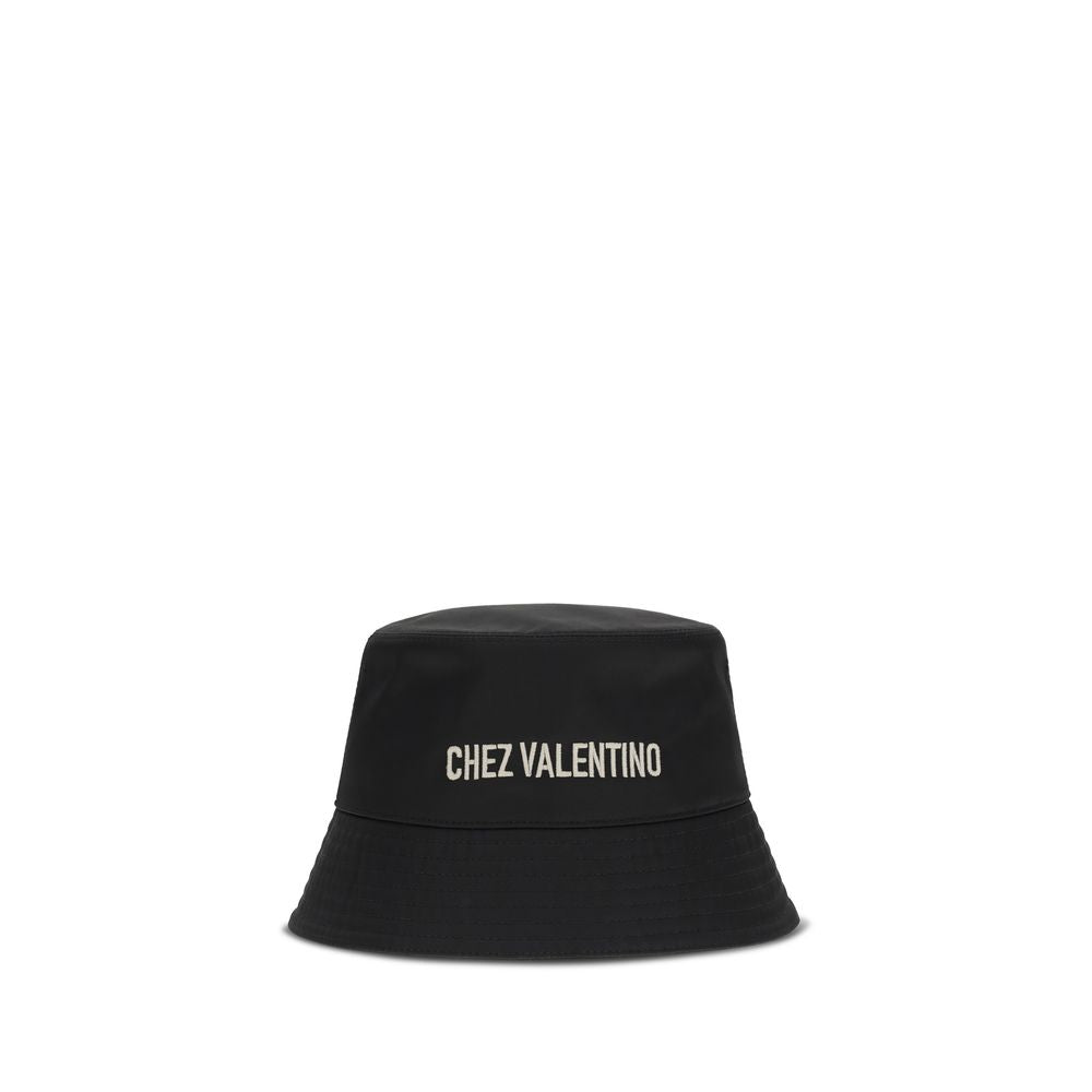 Bucket Hat by Valentino Garavani for men in cotton polyester black features an cosmopolitan chic silhouette, showcasing the cosmopolitan chic design of the Cotton Polyester Bucket Hat collection with a sophisticated cosmopolitan chic finish.