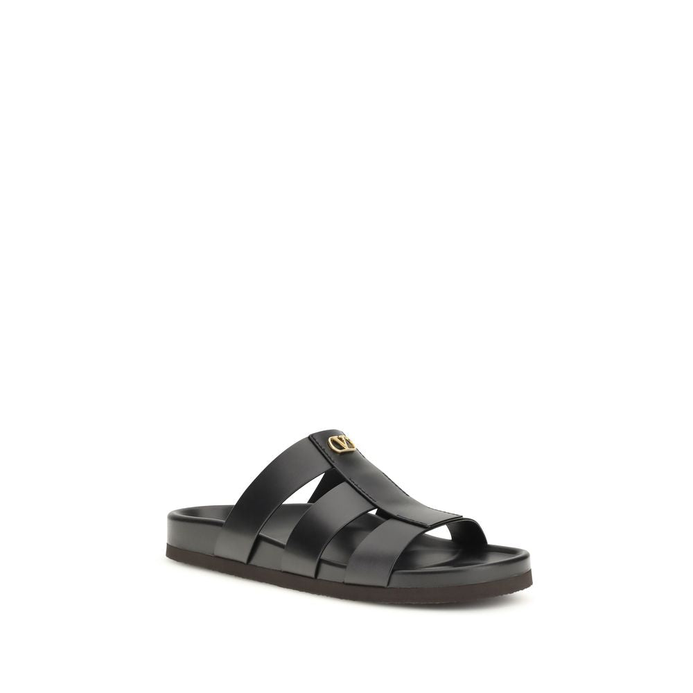 Slider Cage Sandals by Valentino Garavani for men in bos taurus calfskin leather black & signature features an exquisite silhouette, showcasing the exquisite V Logo Men's Bos Taurus Calfskin Leather Slider Cage Sandals with a and .