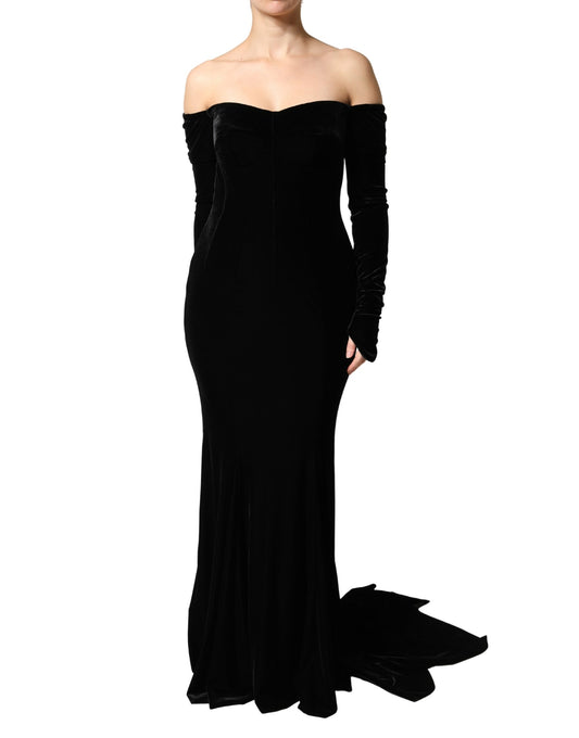 Dress by Dolce & Gabbana for women in polyester black & red features an eye catching silhouette with a sophisticated , elegant long-sleeve, and a refined maxi long for a eye catching aesthetic.