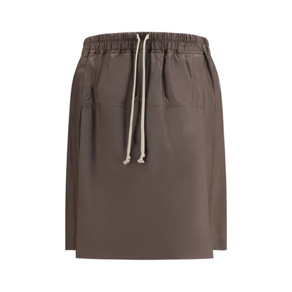 Bermuda Shorts by Moncler x Rick Owens for men in nylon & polyester brown features a sartorial silhouette, showcasing a sartorial regular-fit and short with a sophisticated for a sartorial look.
