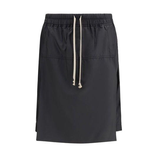Bermuda Shorts by Moncler x Rick Owens for men in nylon & polyester black showcases a on trend silhouette, featuring a tailored regular-fit with a classic short and sophisticated for a on trend finish.