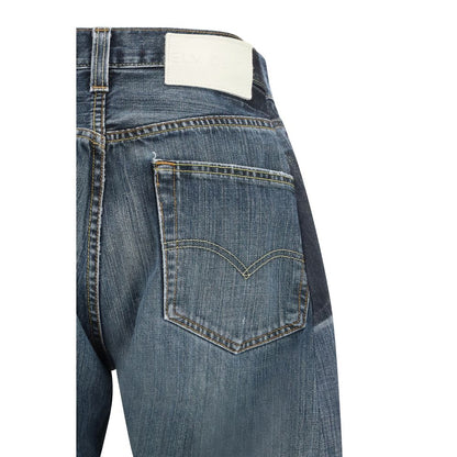 Jeans by E.L.V. DENIM for women in denim cotton gray features an sophisticated high rise and straight-leg & regular-fit with a precise long, creating a sophisticated and sophisticated silhouette.
