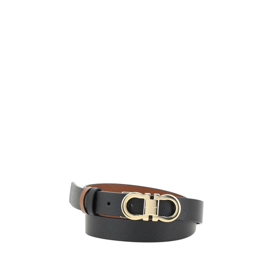 Belt by Ferragamo for women in bos taurus calf leather multicolor features an distinguished design, perfectly showcasing the sophisticated craftsmanship of this distinguished Gancini Bos Taurus Calf Leather Belt.