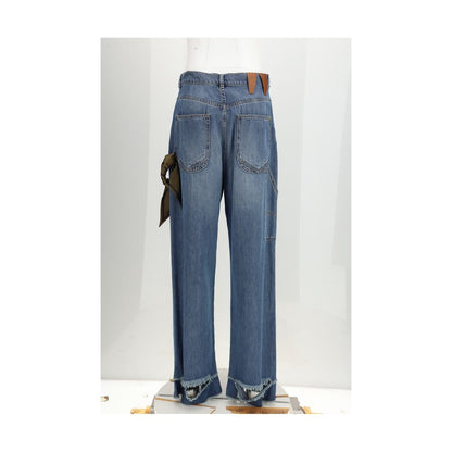 Jeans by Darkpark for women in denim cotton blue features an refined tailoring silhouette, showcasing a premium relaxed-fit, regular-fit, wide & oversized with a and long cut for a refined tailoring look.