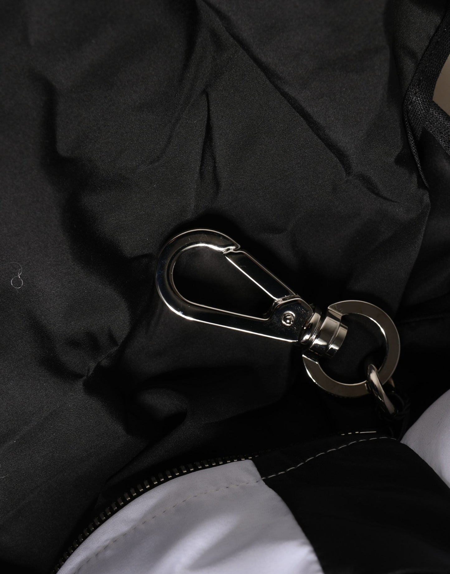 Tote Bag by Dolce & Gabbana for men in brass zamak & calf leather black features a jet-set sophisticated Brass Zamak Calf Leather Tote Bag design with a secure , ample , and versatile for a jet-set sophisticated finish.