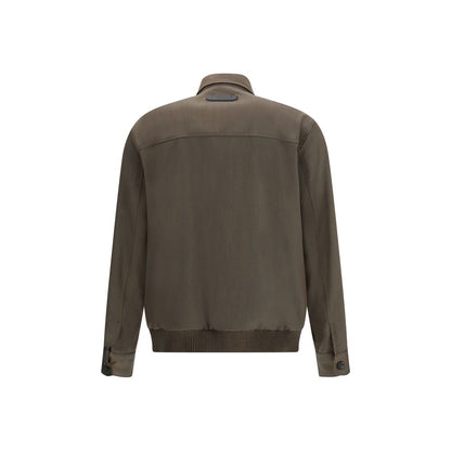 Overcoat by Brioni for men in wool bicolour showcases a architectural silhouette, artfully detailed with a distinctive shirt-collar neckline and functional pockets for a architectural finish.