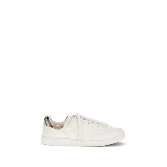 Sneakers by Burberry for men in bos taurus calf suede leather white presents a on trend silhouette from the Men's Low Top Bos Taurus Calf Suede Leather Sneakers collection, showcasing a on trend low-top style for an elevated aesthetic.