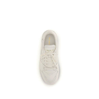Sneakers by Axel Arigato for men in bos taurus calf leather gray features a chic design, perfectly showcasing the chic low-top tennis style of this Men's Low Top Tennis Bos Taurus Calf Leather Sneakers.