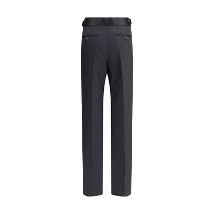 Pants by Tom Ford for women in wool & silk gold features a utilitarian regular-fit with a utilitarian long and to create a sophisticated, premium look.