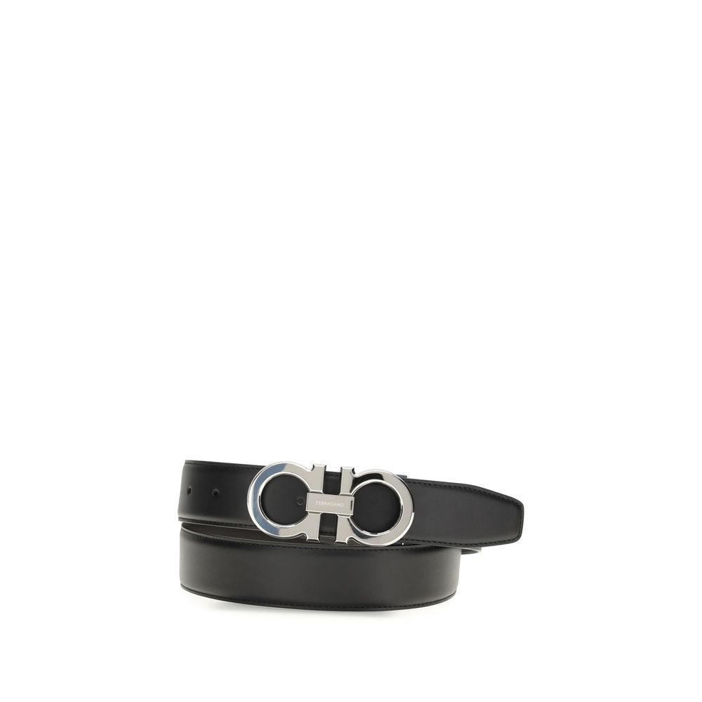 Belt by Ferragamo for men in bos taurus calf leather black & silver features a versatile silhouette, artfully showcasing the versatile design of the Gancini Bos Taurus Calf Leather Belt for a sophisticated, premium finish.