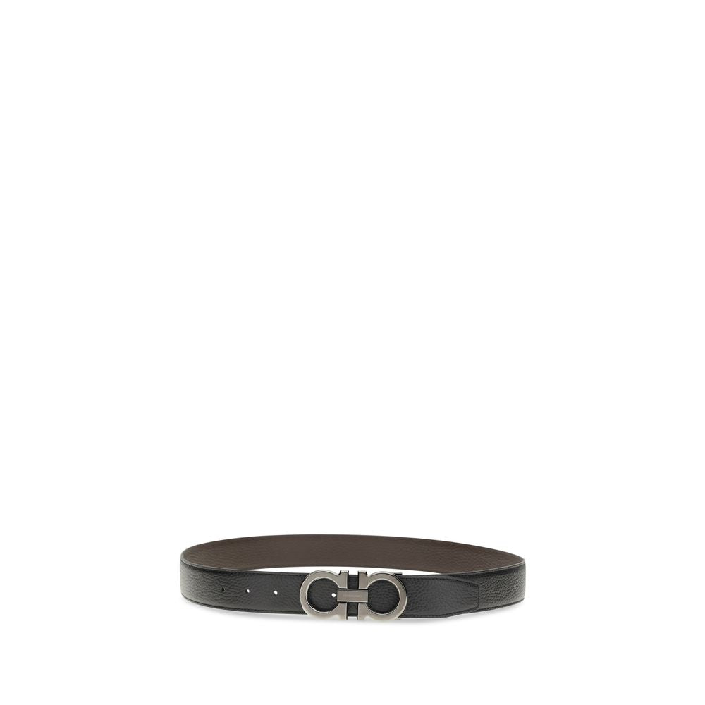 Belt by Ferragamo for men in bos taurus grained calfskin leather black features a artisanal-chic design, artfully capturing the essence of the Gancini Bos Taurus Grained Calfskin Leather Belt with a artisanal-chic finish.