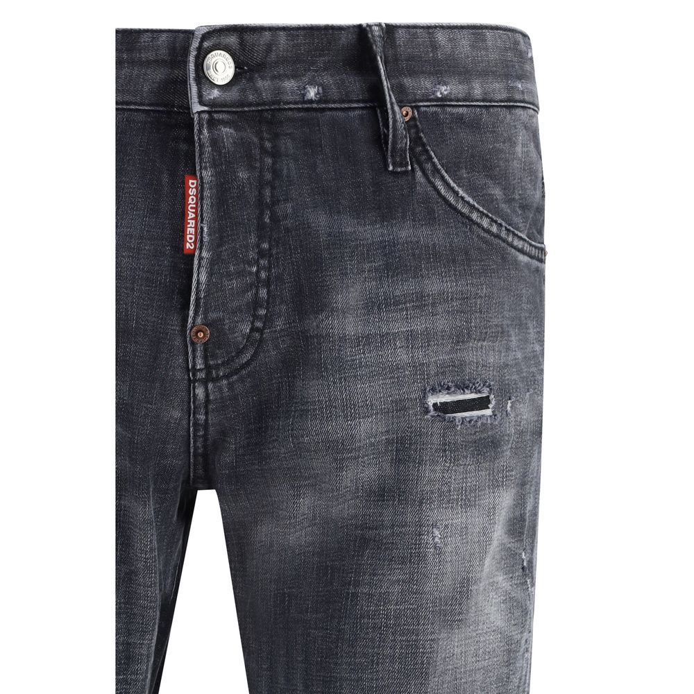 Jeans by Dsquared² for men in stretch denim cotton black presents a refined pantology silhouette, artfully defined by a refined pantology slim, long, and a sophisticated low rise.