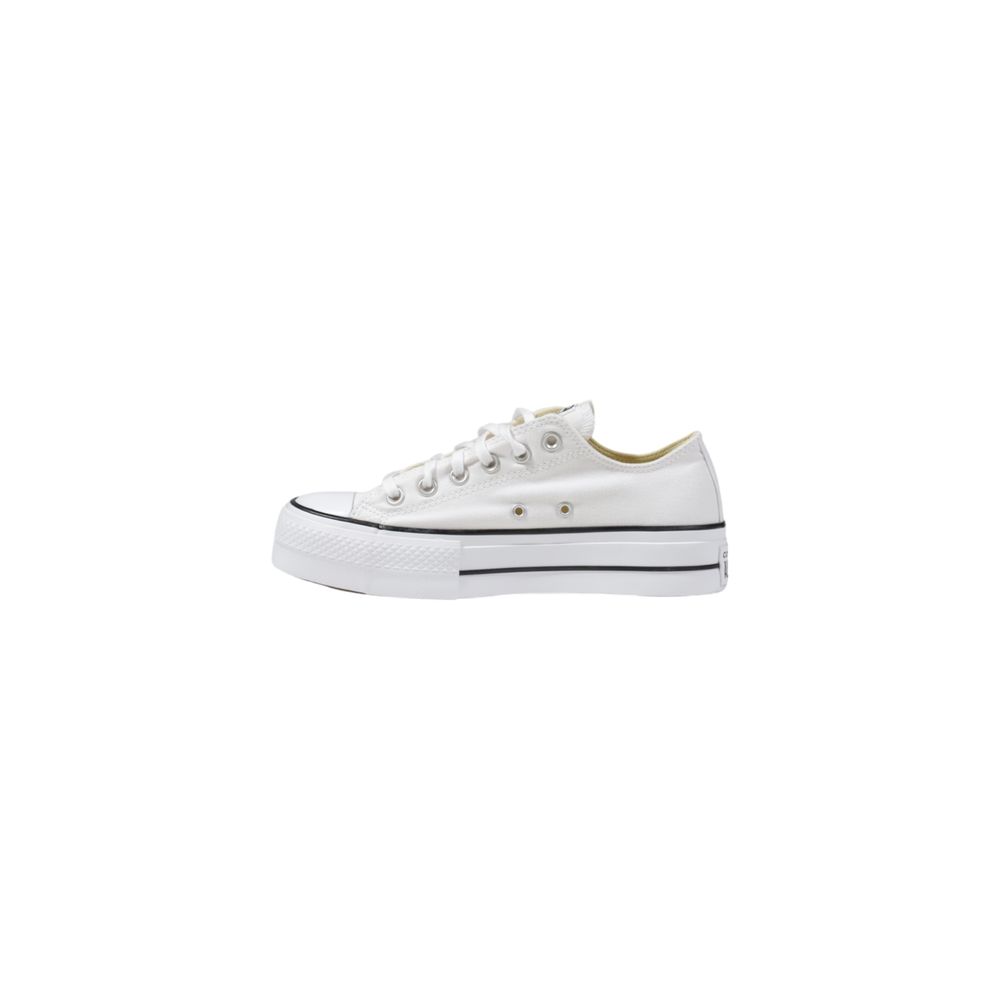 Sneakers by Converse for women in polyester white features a sumptuous design, perfectly showcasing the sumptuous low-top casual style of this Women's Low-Top Casual Polyester Sneakers.