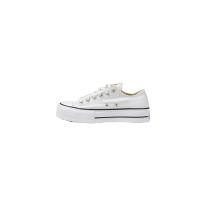 Sneakers by Converse for women in polyester white features a sumptuous design, perfectly showcasing the sumptuous low-top casual style of this Women's Low-Top Casual Polyester Sneakers.